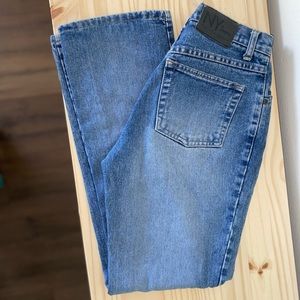 NY&CO JEANS BOOTCUT PETITE